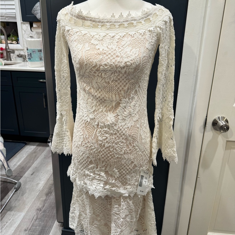 Tadashi Shoji Ivory Lace Off The Shoulder Dress